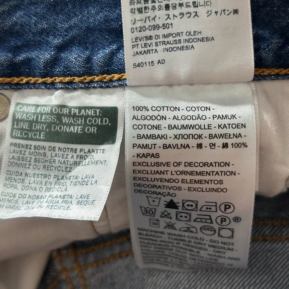 Levi’s 501 Cut Off Raw Hem Medium Wash Jean Shorts - Picture 6 of 10